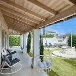 Estia With Outdoor Hot Tub By Konnect - Next To The
