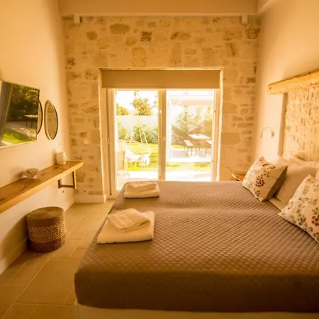Villa Estia With Private Jacuzzi, Next To The Beach * Agios Georgios (Corfu)