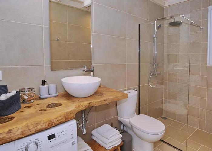 Feriehus Villa Estia With Private Jacuzzi, Next To The Beach