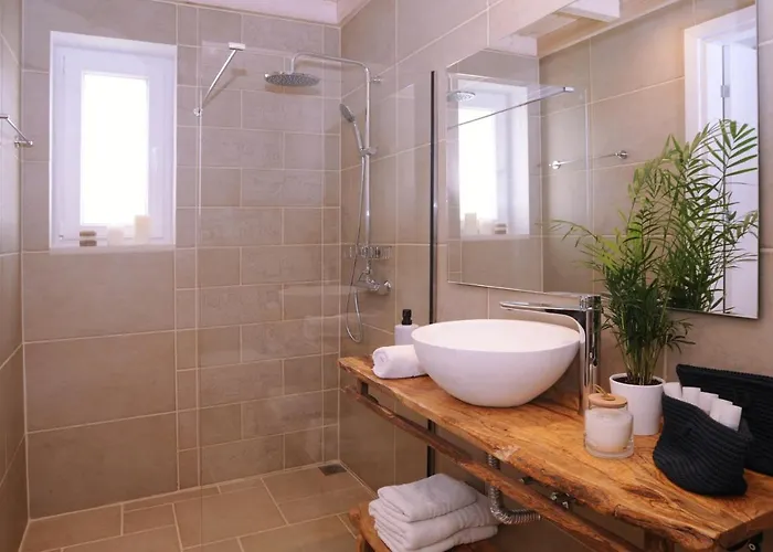 Feriehus Villa Estia With Private Jacuzzi, Next To The Beach